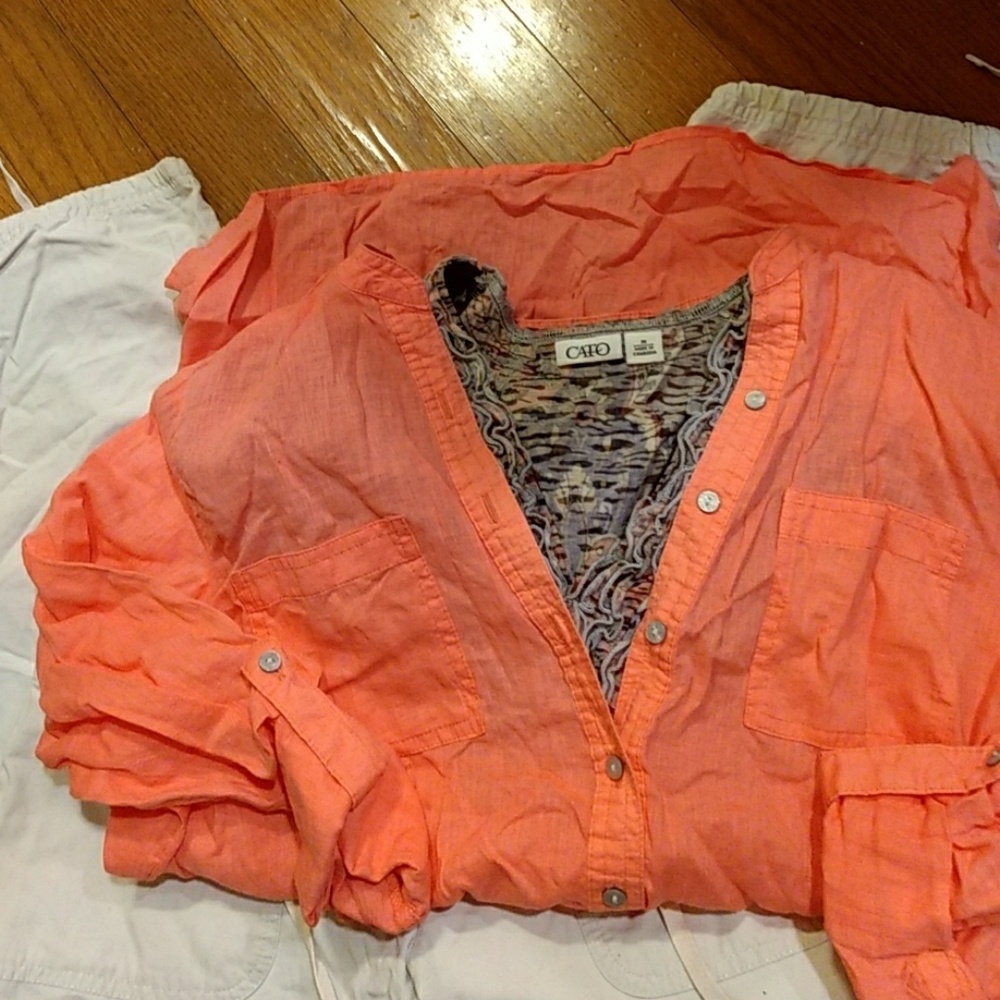 Capri .. over shirt buttons in front colorful tank
